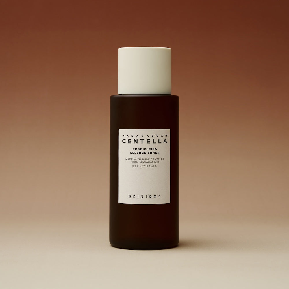 SKIN1004 Madagascar Centella Probio-Cica Essence Toner — Tônico-Essência Facial 210 ml