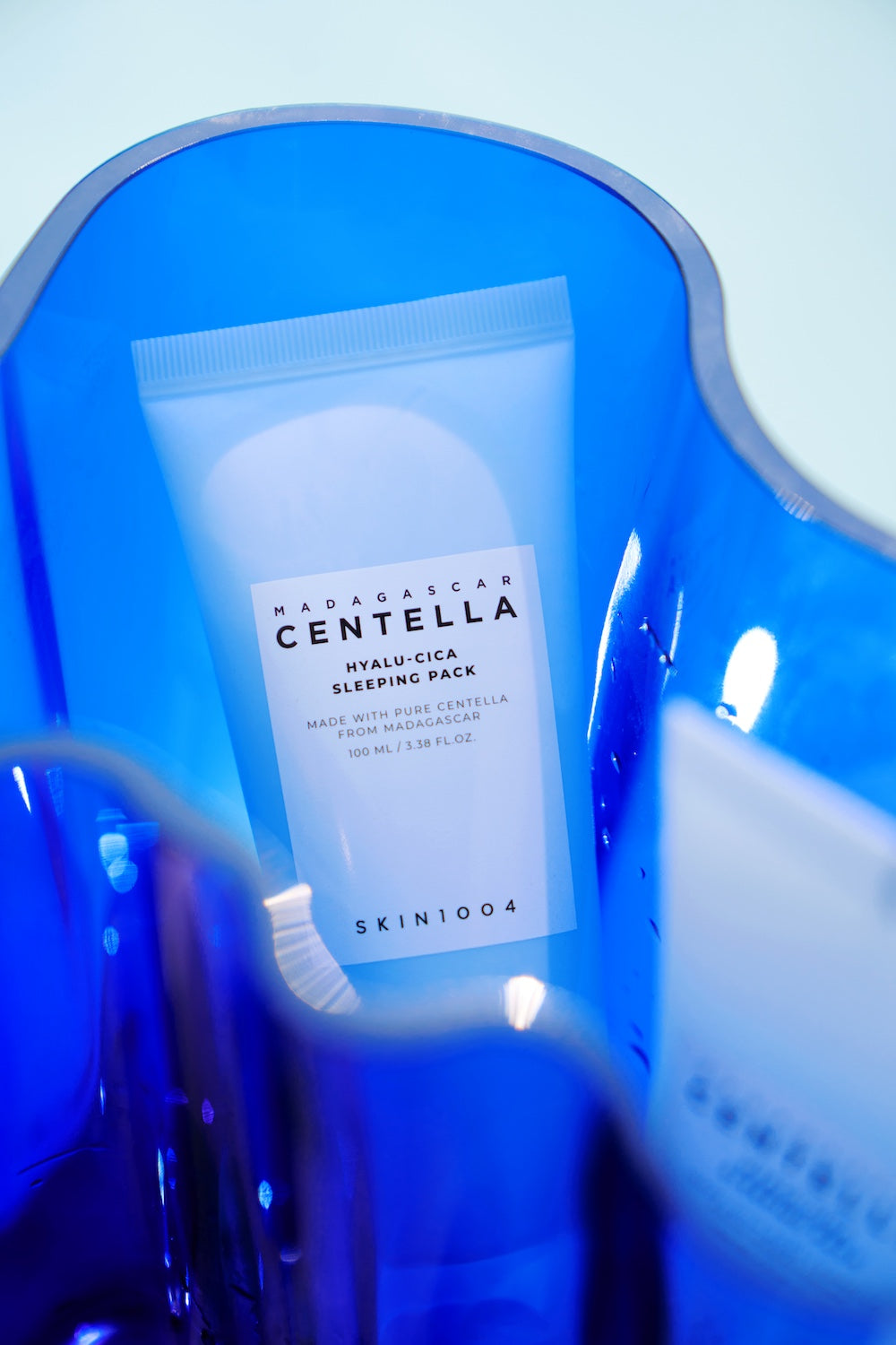SKIN1004 Madagascar Centella Hyalu-Cica Sleeping Pack — Máscara Noturna 100 ml