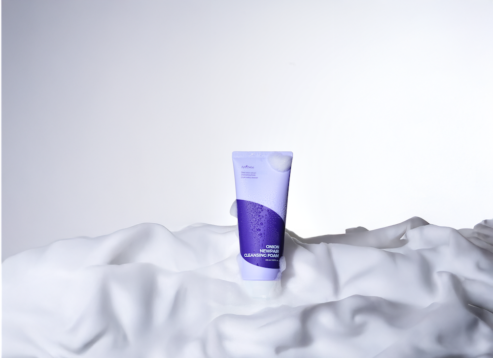 Isntree Onion NewPair — Espuma de Limpeza 150 ml