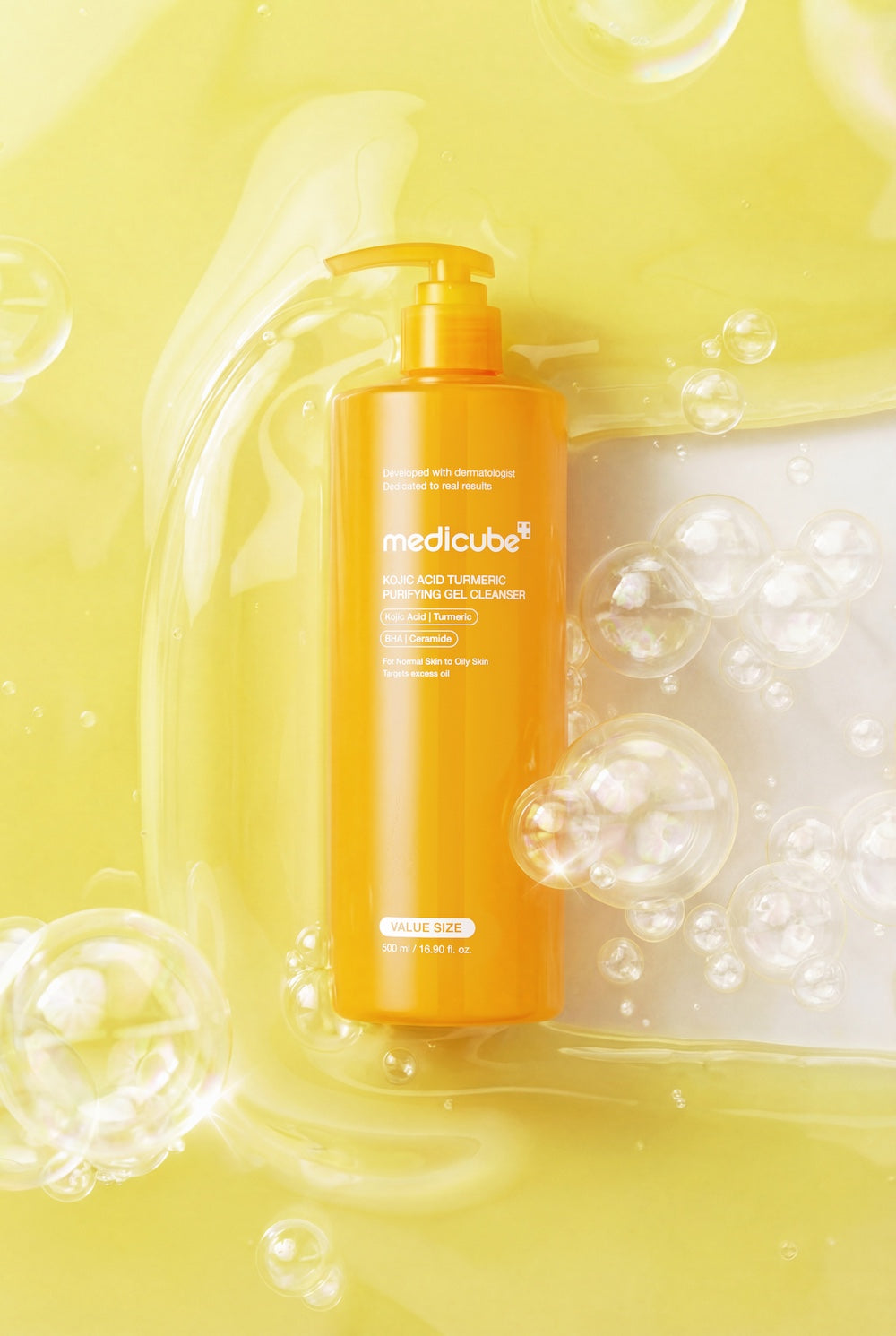 Medicube Kojic Acid Turmeric — Gel de limpeza espumante 500 ml