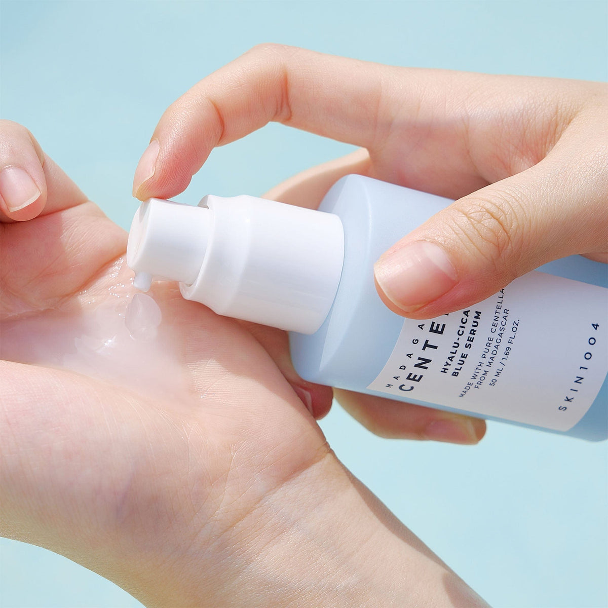 SKIN1004 Madagascar Centella Hyalu-Cica Blue Serum — Sérum 50 ml — foto oficial da marca